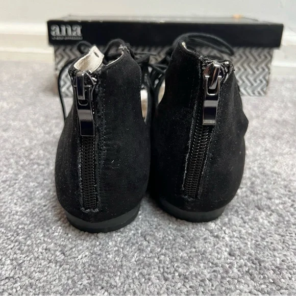 A. N. A. Black suede lace up bow tie pointed Ember Black size 9.5 M comes in box - Picture 3 of 10